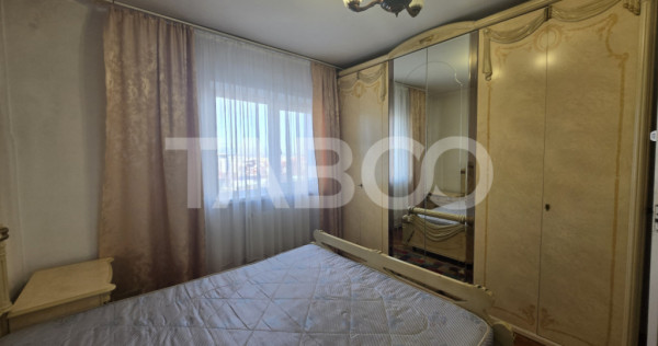 Apartament 2 camere de vanzare 52 mp decomandat balcon Stran