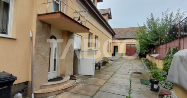 Casa de vanzare individuala 240 mpu teren 600 mp Sibiu zona