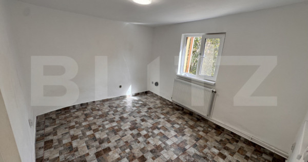 Casă de locuit sau spațiu birouri+curte, zona Rovine