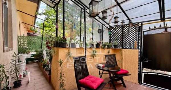 Apartament cu 2 camere si curte de vanzare in Complexul Studentesc