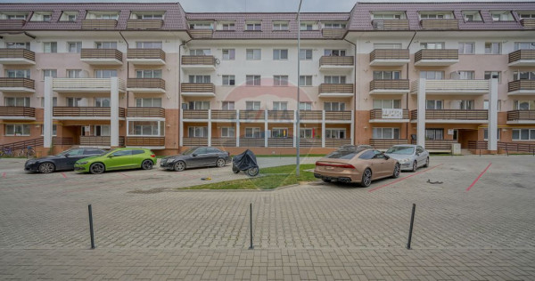 Garsoniera de inchiriat, Subcetate Residence