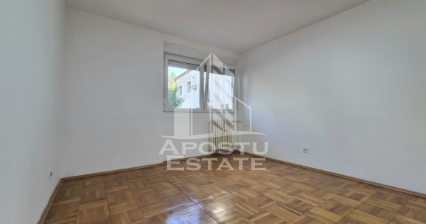 Apartament doua camere,Zona Uta