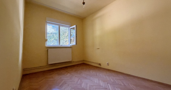 Apartament 2 camere, semidecomandat, 55 mp utili, etaj 1 - C