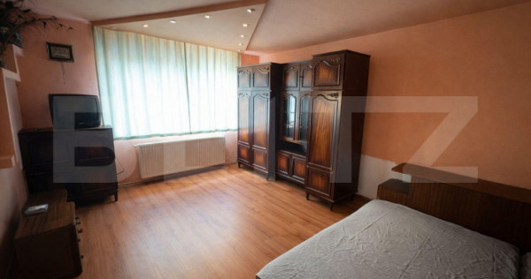 Casă de v&acirc;nzare, 70 mp, zonă Semicentrală - Reghin