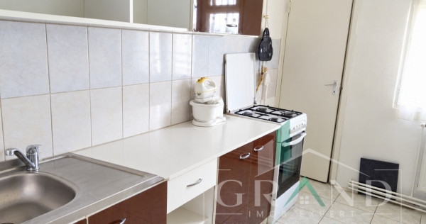 Apartament de Vanzare | 4 Camere | 2 Balcoane | 2 Bai | Mara