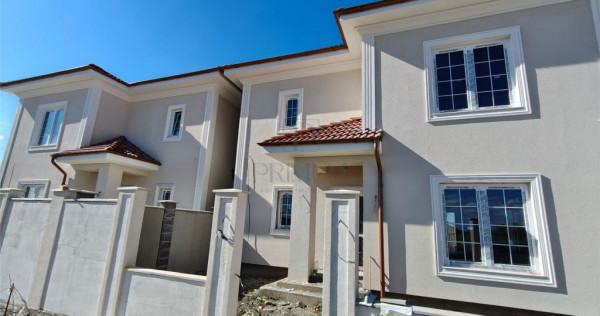 Duplex despartit prin C.T. - bucatarie inchisa - teren gener