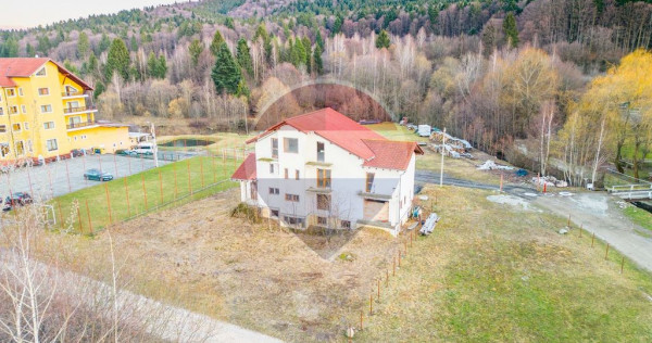 CASA de VACANTA cu Potential de Poveste/ PENSIUNE- Sambata de Sus!