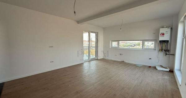 Apartament spa#539;ios cu 3 camere #537;i teras#259; generoa