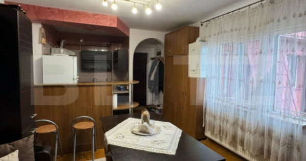 Apartament 4 camere, 85 mp, zona Centrală
