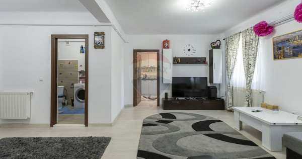 Apartament cu 2 camere de vânzare Str.Gheorghe Glod, Bacău