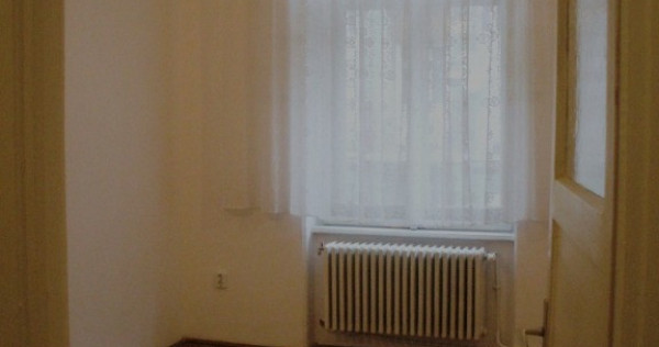 De închiriat Apartament 2 camere ultracentral Oradea
