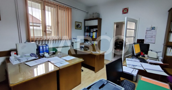 De inchiriat fabrica de productie cu birouri si parcari in S