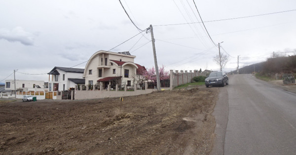 Vand 2 parcele de teren intravilan Deva,strada Vulcan, 700 mp fiecare