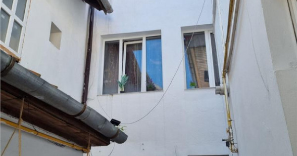 Hotel Boutique in centrul istoric al Brasovului , Comision 0