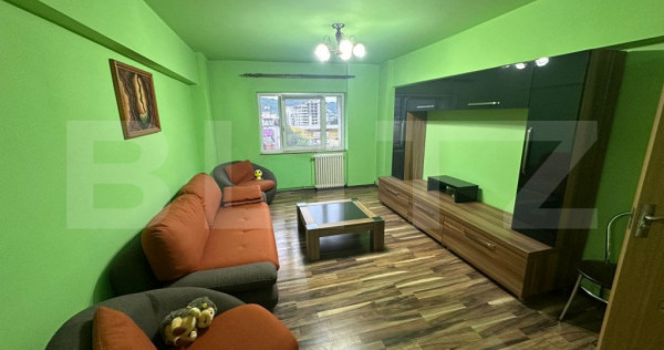 Apartament de 4 camere, 2 bai, 82mp, zona Calea Floresti