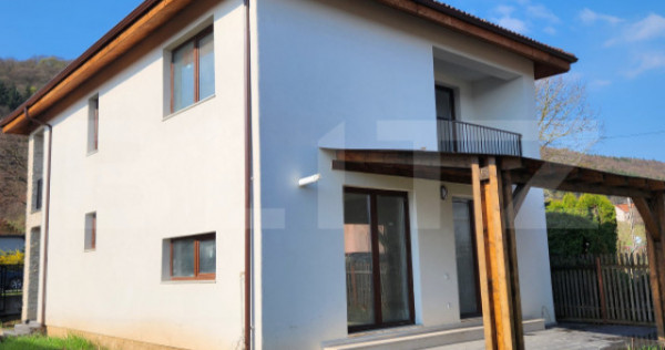 Casa individuala, FINISATA, 125 mp utili, teren 500 mp, Zona