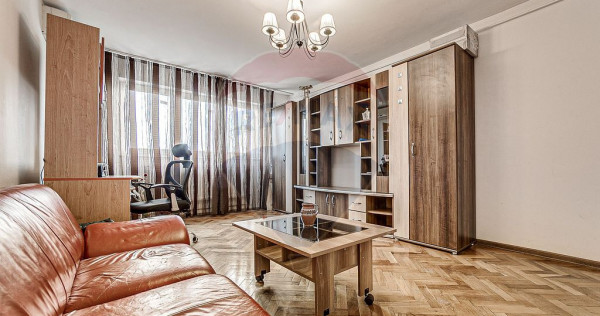 Apartament două camere în Aurel Vlaicu