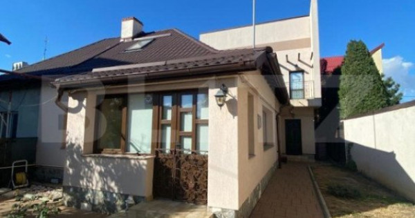 Casa individuala 7 camere, 240 mp, zona Centrala