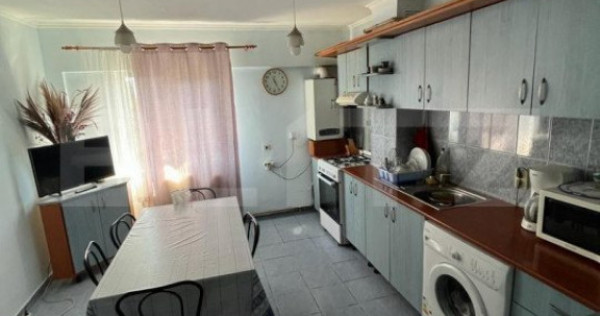 Apartament de vanzare , 70 mp , Zona Carpati 2