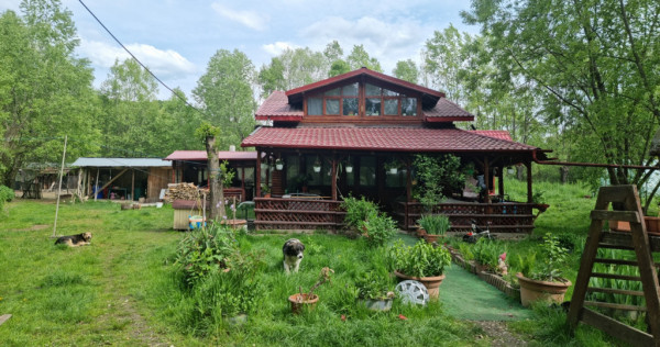 Casa + teren + 2 lacuri pescuit Valea Mare Pravat, Arges