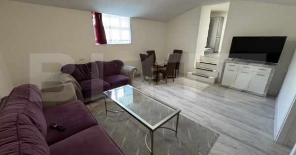 Apartament 2 camere, semidecomandat, curte 50mp Zona Casa St