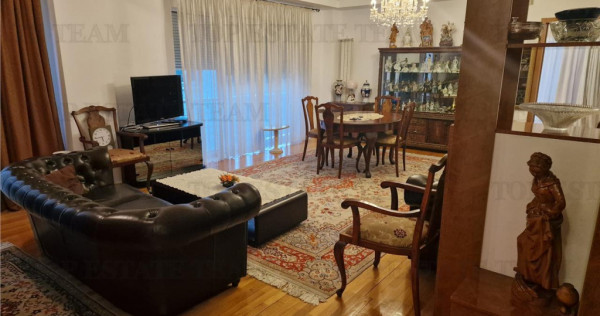 Apartament cu 2 camere de inchiriat, deosebit, spatios , D