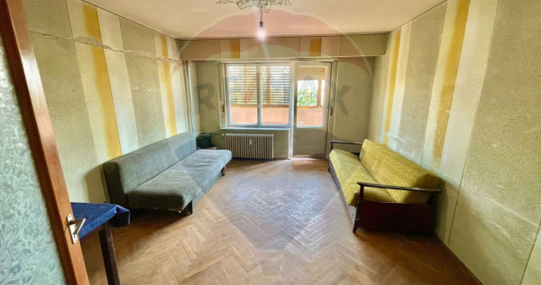 Zona Malul Muresului vanzare Apartament 3 camere tip SAMA...