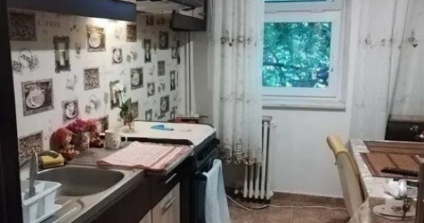 ICIL, Scoala 24, apartament 3 camere, etaj 1, Constanta