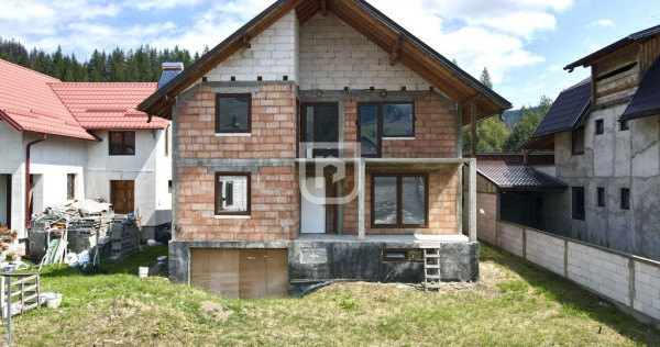 Casa "rosu+" in Gura Humorului | Bucovina