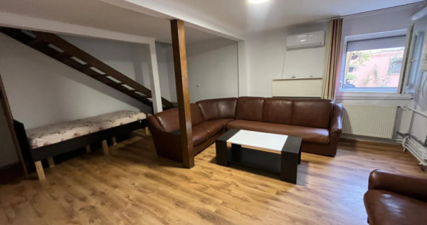 Apartament cu 3 camere zona Mehala