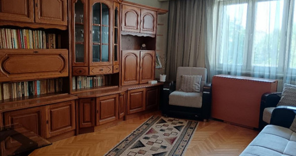 Apartament cu 2 Camere Decomandate pe Marasesti