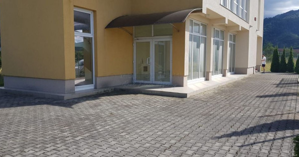 Oportunitate, spatiu comercial/birouri de vanzare Calea B...