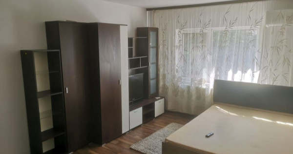 Apartament cu 1 camera Podu de Fier.