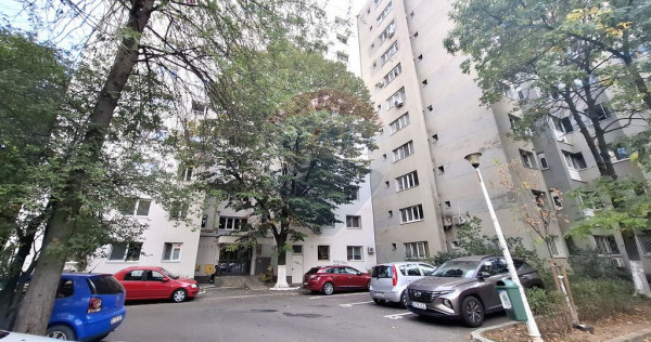 Vanzare Apartament 3 camere Drumul Taberei, Metrou Favorit