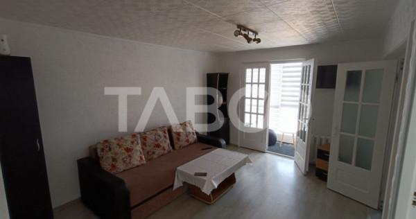 Apartament 2 camere 45 mpu mobilat utilat si balcon Cetate A