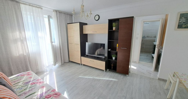 Apartament cu 2 camere - str. Luica