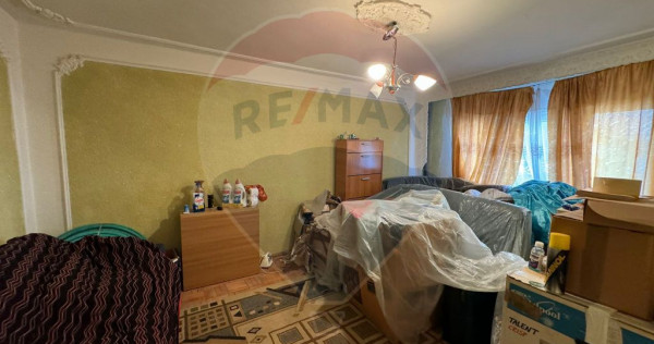 Apartament cu 4 camere la etajul 1 în zona sud