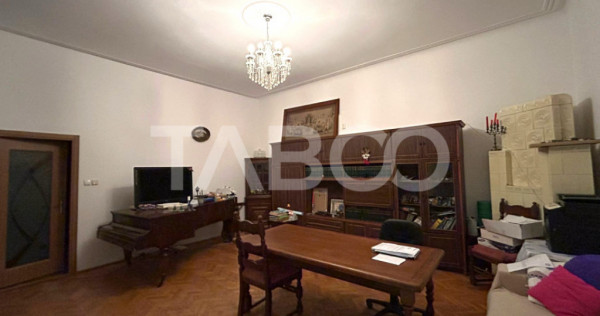 Apartament de vanzare cu garaj terasa 55 mpu zona Central Si