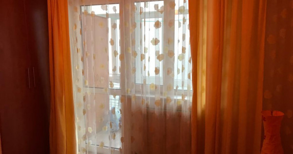 Apartament trei camere, deco, etaj doi, mobilat, langa Bazin