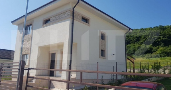 Exclusivitate ! Casa individuala finisata, zona liziera păd