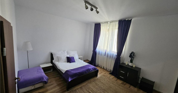 Apartament de trei camere , zona ultracentral Republicii