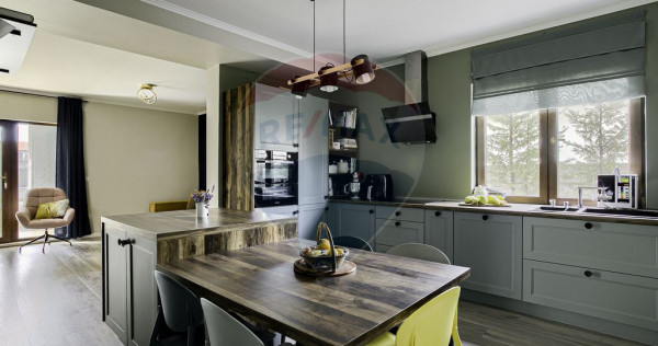 Casă la cheie, 5 camere, panouri fotovoltaice - VIA CARMINA