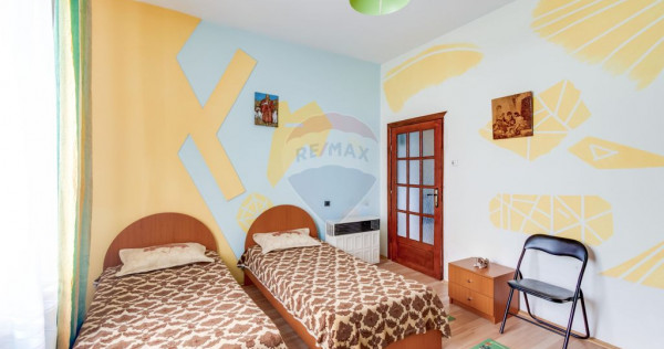 Apartament cu 3 camere de vânzare în Chitila