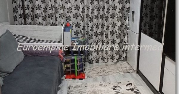 Apartament 2 camere de vanzare zona Cet