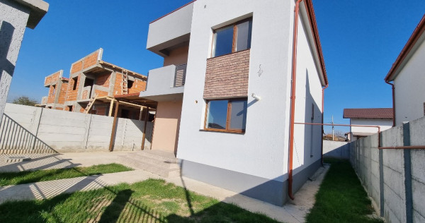 Casa Individuala, 4 camere, 2 bai, teren 310 mp