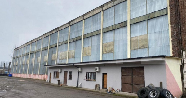 Hala industriala 2051 mp utili in zona Aiud