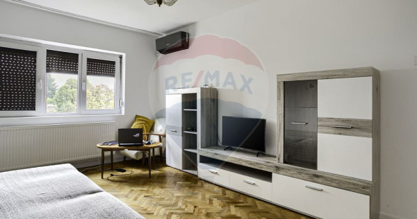 Apartament cu 2 camere de închiriat în zona Podgoria