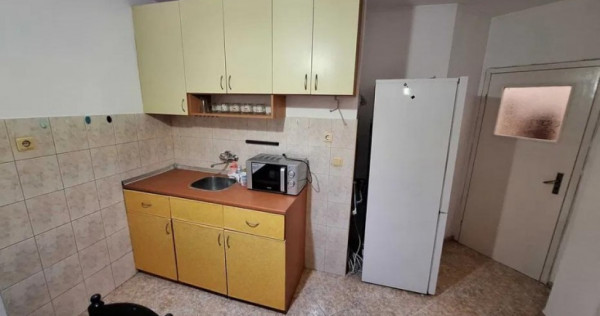 Apartament 3 camere de inchiriat Dacia