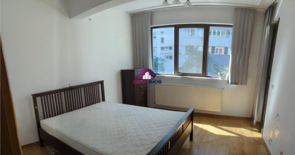 Apartament de inchiriat