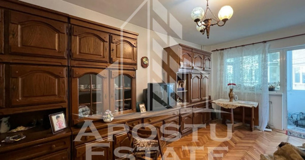 Apartament 3 camere, etaj 3, centrala proprie, Piata Marasti